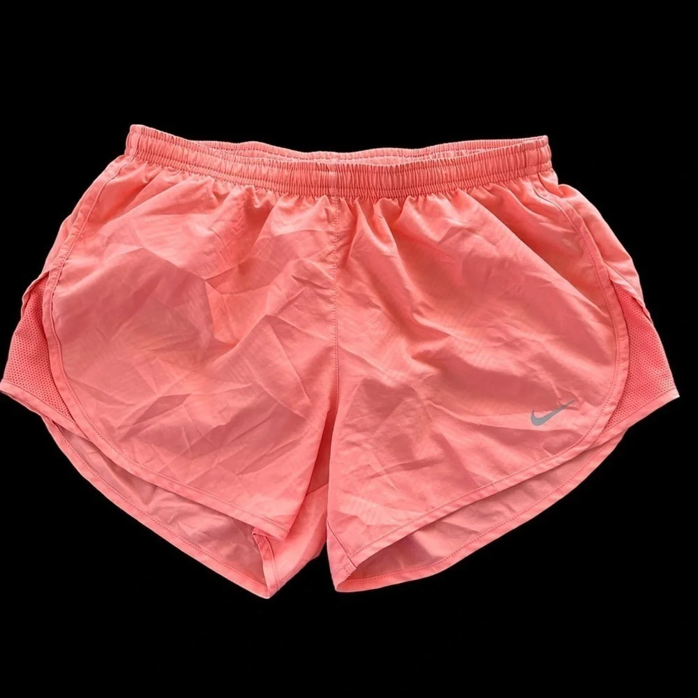 Nike Womens size Small Dri Fit Lined Tempo Running Shorts Peach Coral Run Active